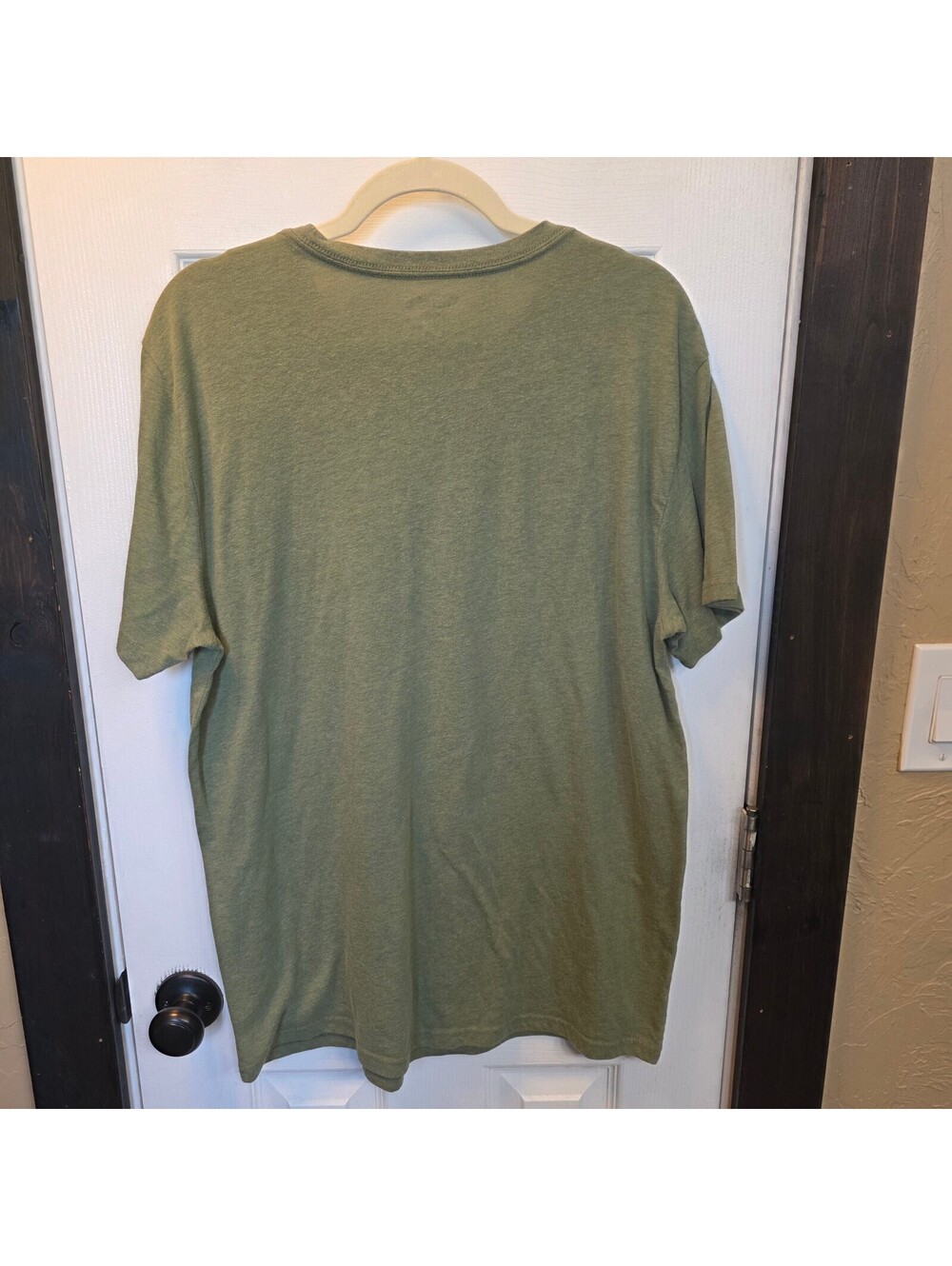 Wrangler Men's Olive Green Graphic T-Shirt with Bull Skull Design Size Large - Picture 4 of 6